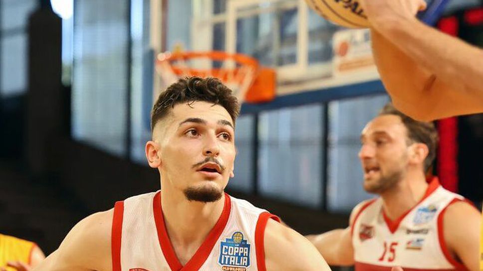 Борислав Младенов с добри изяви за новия си отбор в Италия