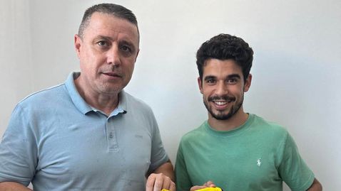 Добруджа привлече португалец