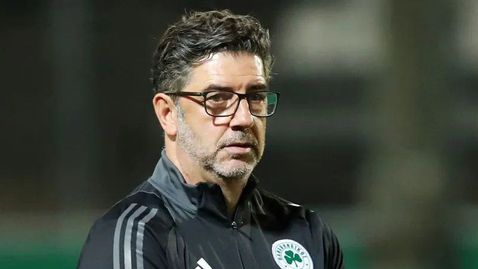 Панатинайкос уволни Руи Витория