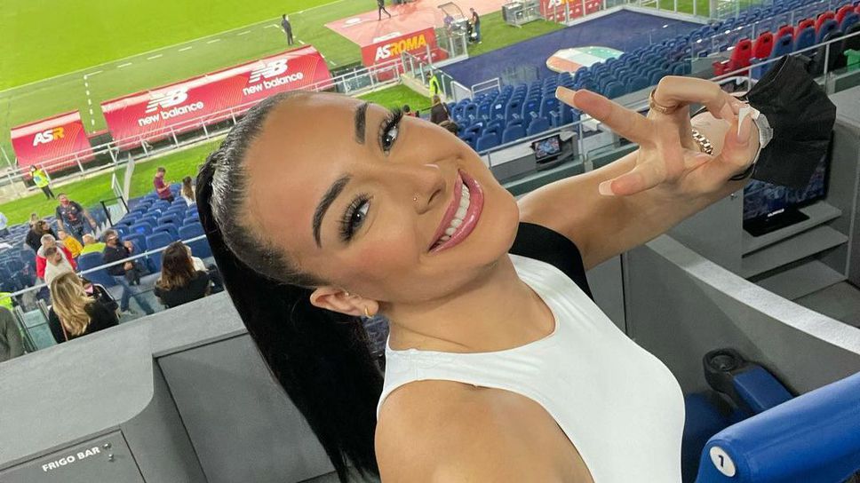 Футболно гадже трупа лайкове със секси снимки