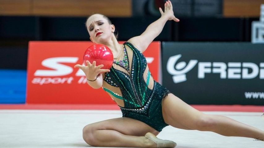Татяна Воложанина спечели два медала от турнира по художествена ...