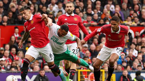  Манчестър Юнайтед не стартира добре тежката си серия след домакинско тъждество против Нюкасъл 