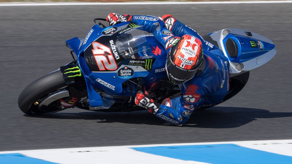 Алекс Ринс триумфира в Австралия, Баная със сериозен удар срещу Куартараро в битката за титлата