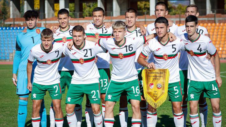 Юношеският национален отбор на България до 17 години загуби и