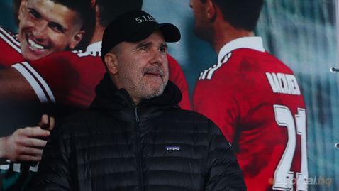 Братя Найденови гледат на живо ЦСКА 1948 - Спартак (Варна)