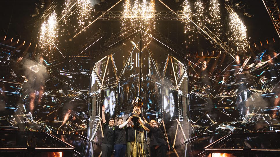 Световни шампиони преминаха към Sentinels