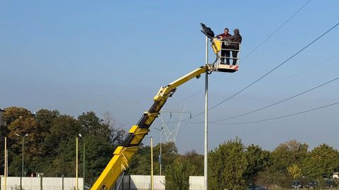 Ботев (Пд) започна ремонт на базата си