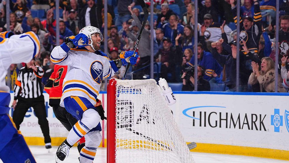 Бъфало надделя с 8 4 над гостуващия Отава и записа първа