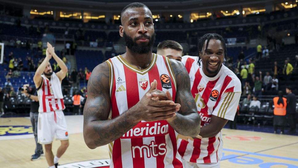 Отборът на Цървена звезда с българския национал Коди Милър Макинтайър в