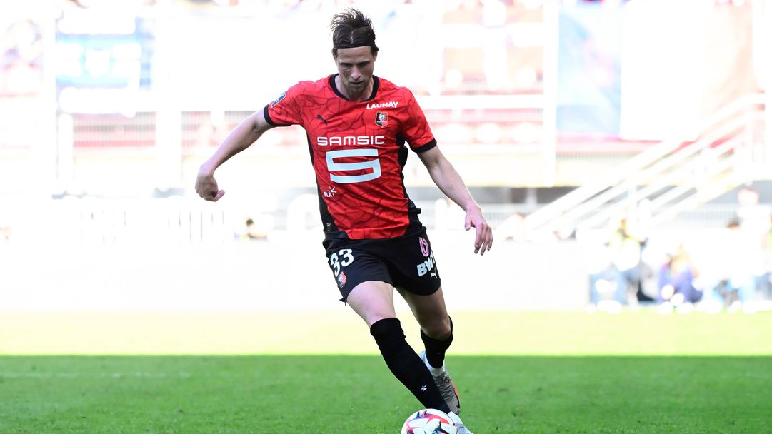 Лион привлича нидерландски национал