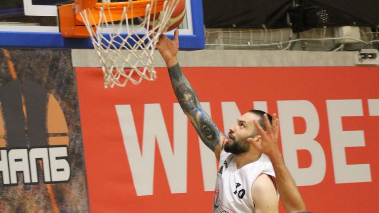 Отборът на Титан Пропъртис записа шестата си поредна победа през