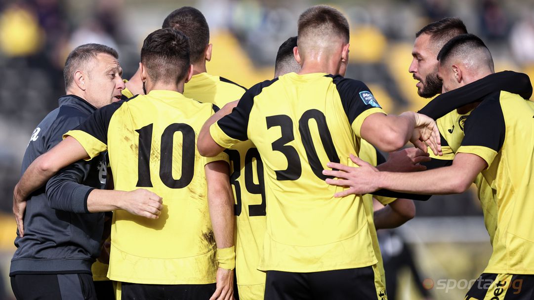 Трима ще липсват на Миньор за гостуването срещу Черноморец