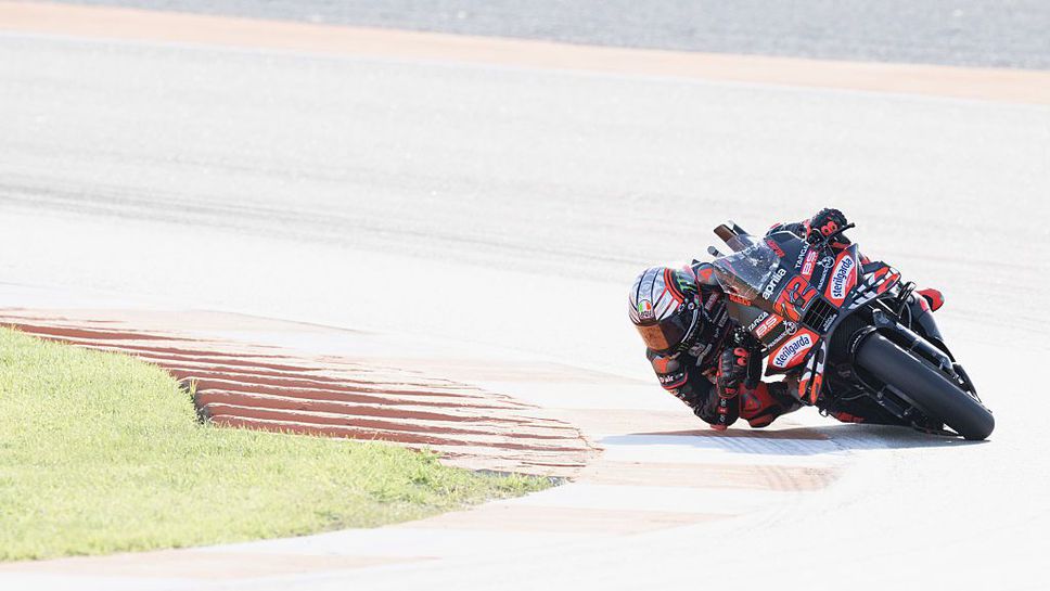 Марко Бедзеки с Априлия стартира от полпозишън в последното състезание