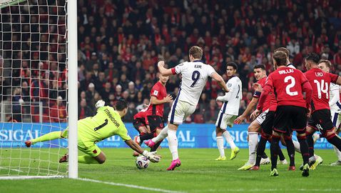  Англия приключи съвършени квалификации за Мондиал 2026, Кейн с два гола против Албания 