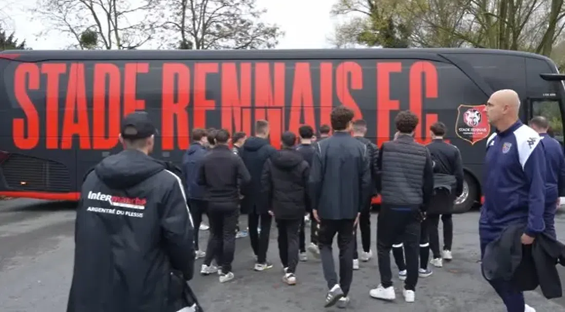 Рен с трогателен жест към аматьори