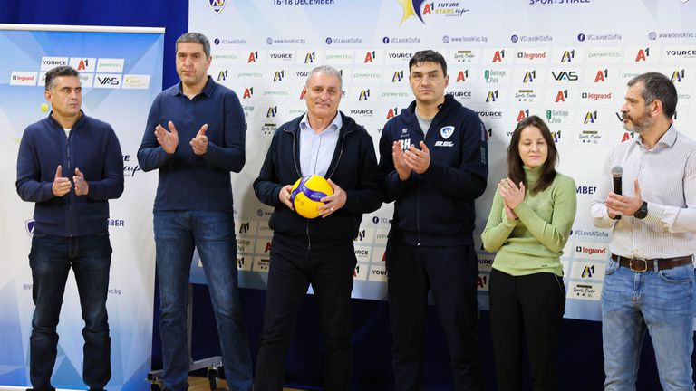Заместник министърът на младежта и спорта Петър Георгиев откри международния