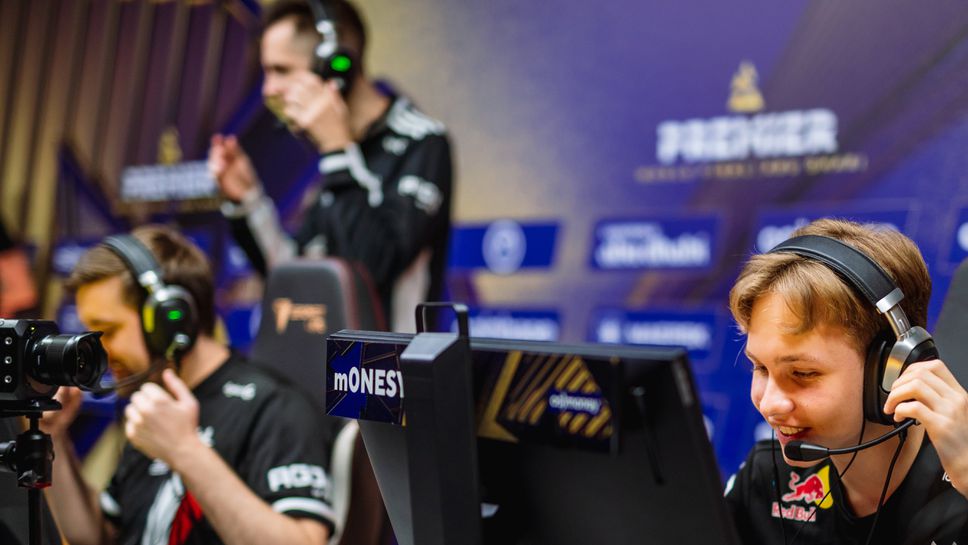 BLAST Worlds Finals стигна до плейофната фаза, финалистите от Мейджъра изгоряха рано