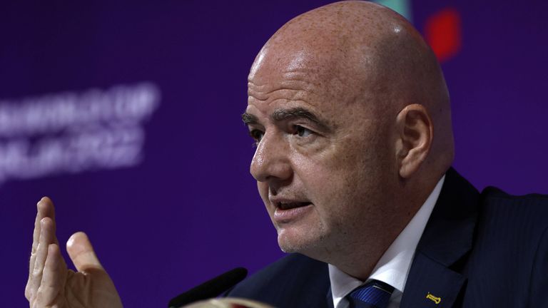 Президентът на ФИФА Джани Инфантино обяви че през 2025 г