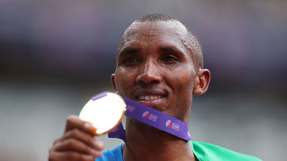 На Световното първенство по лека атлетика в Токио 25 бяха