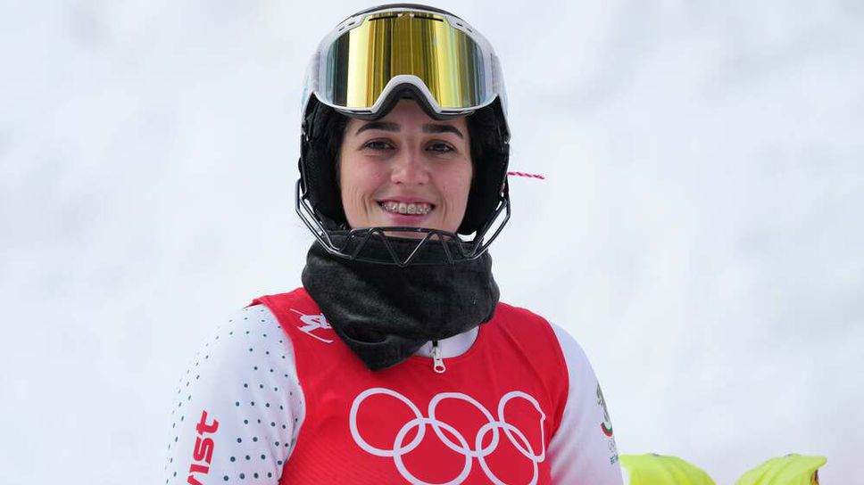 Ева Вукадинова отпадна в първия манш на гигантския слалом от Зимната ...