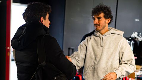 Баная: Има разлика между трансферите на Хамилтън и Маркес