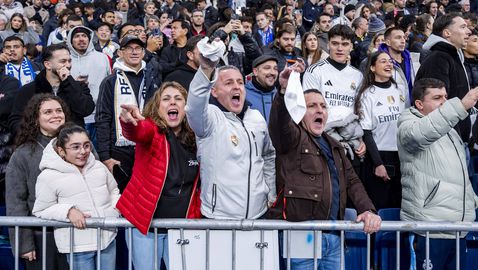 Гняв на "Бернабеу": феновете искат оставката на Перес, хулят Винисиус и Белингам