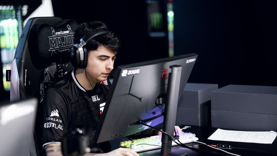 RED Canids оформи състава си с привличането на Давид dav1deuS