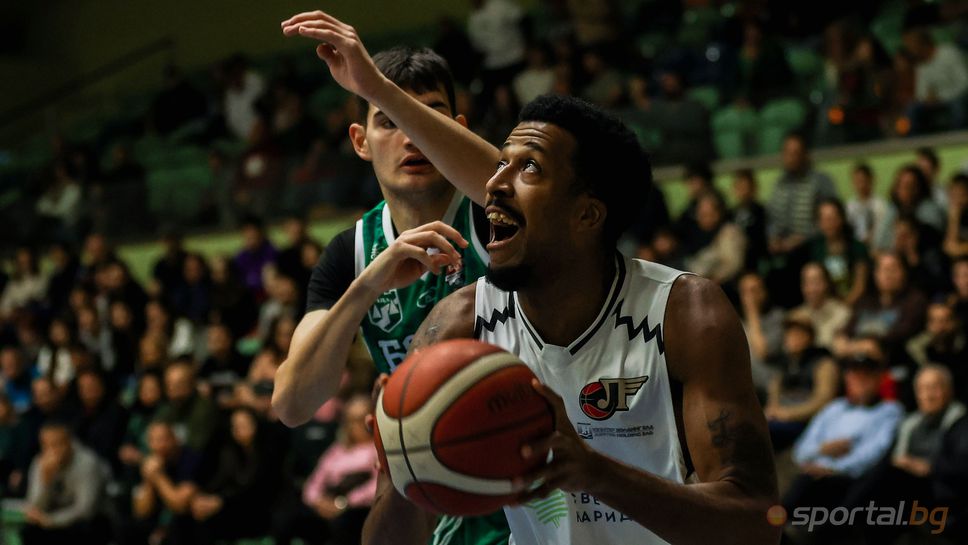 Здрава битка в Шумен, аванс за врачани в Пловдив