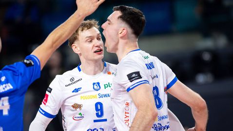 Силен Аспарух Аспарухов с 14 точки, Шлепск записа 5-и успех в Полша