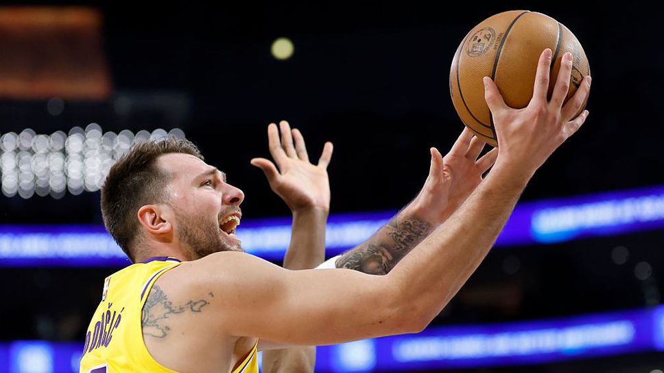 Гардът крило на Лос Анджелис Лейкърс Лука Дончич ще пропусне