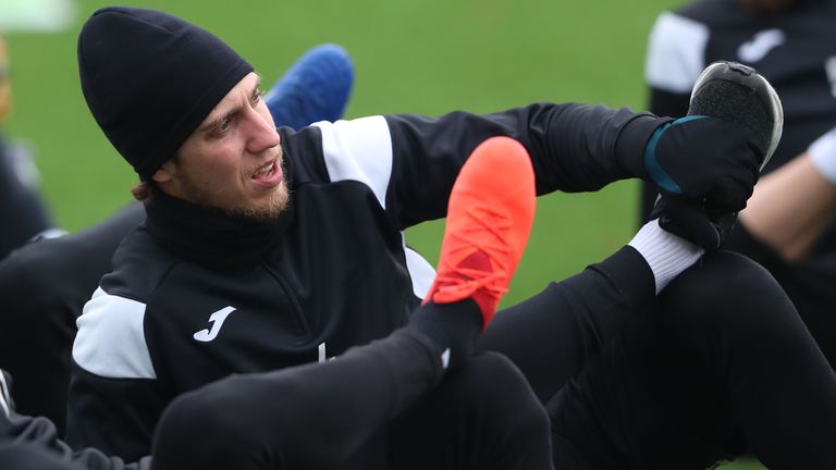 Лидерът във Втора лига Спартак Вн привлече централния защитник Петър