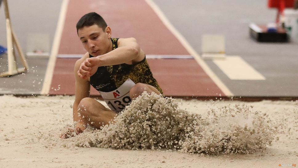 Никола Караманолов се класира за финала в скока на дължина на Евро U18