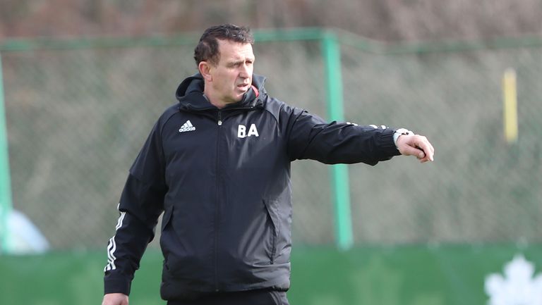 Александър Томаш и Бруно Акрапович са фаворити за нов треньор