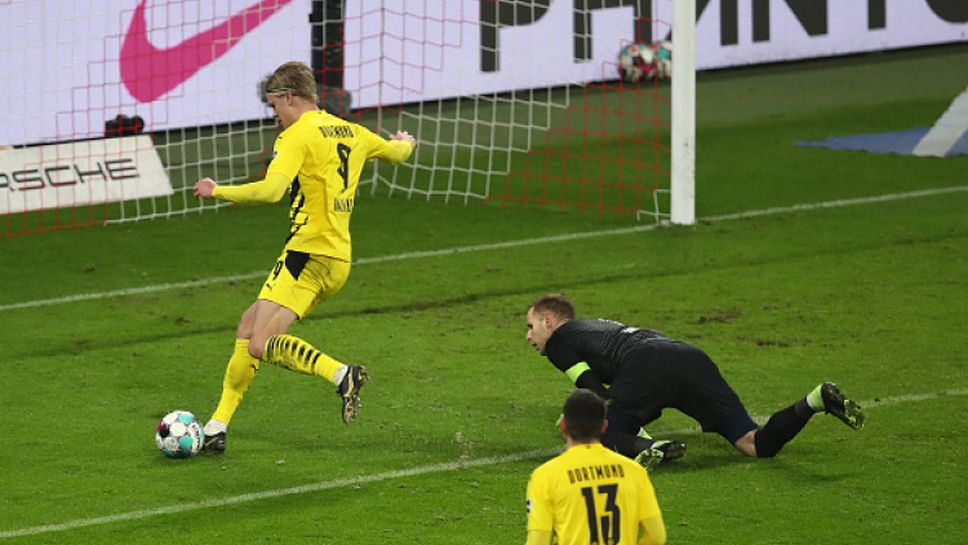 Борусия Дортмунд с изненадващо лесна победа в Лайпциг