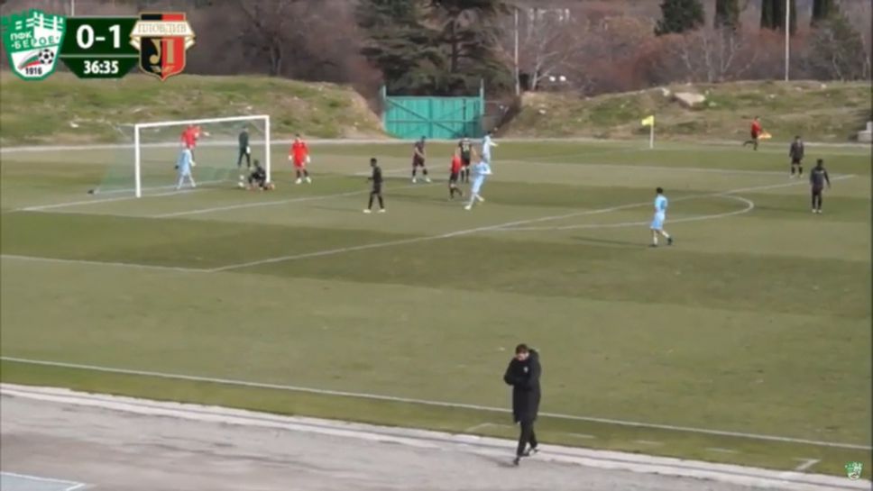 Локомотив (Пловдив) отнесе Берое с 3:0 като гост