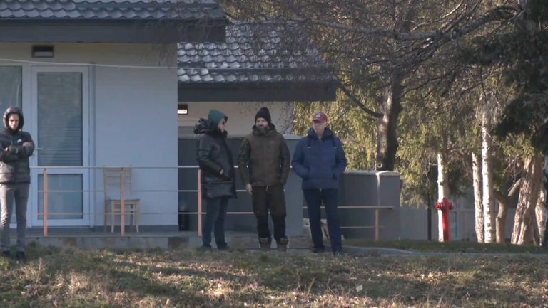 Данаил Ганчев  и Алън Пардю  гледат контролата на ЦСКА-София със Струмска слава