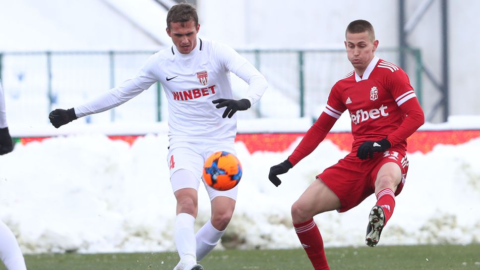 Национал на България напусна своя клуб след само 5 мача