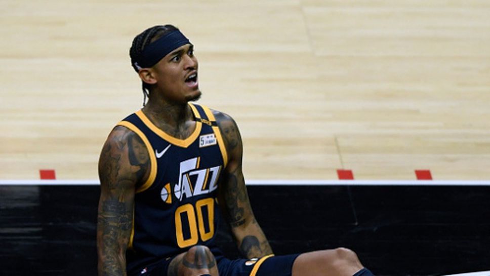Гард на Юта Джаз бе глобен с 25 000 долара за блъскане на съдия