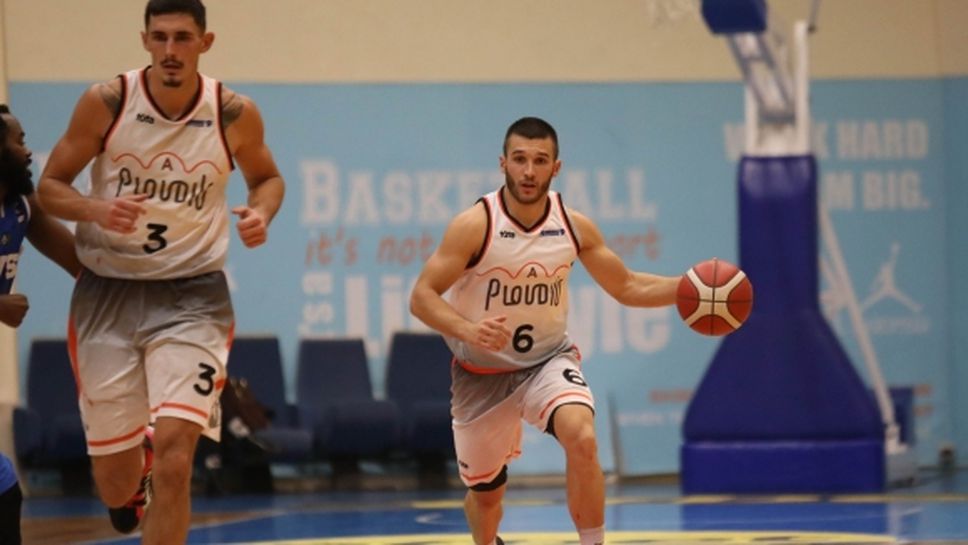 Академик (Пд) се радва на пълен състав за мача с Черно море Тича