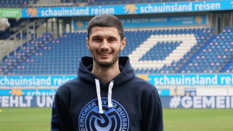 Стефан Велков остава в Германия, дебютира часове след подписа си
