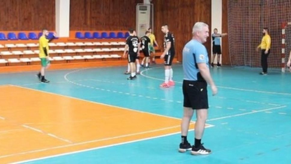 Хандбалният Локомотив започна с победа втората част на първенството в „А” група (видео)