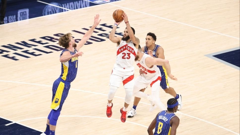 Защитата и новият Кауай Ленърд измъкнаха Торонто от лапите на Индиана