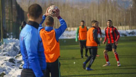 Скандал в Мездра! Балкан (Ботевград) преждевременно напусна терена