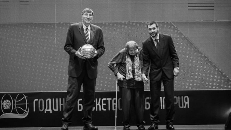 Почина легендата на българския баскетбол Ермила Попова