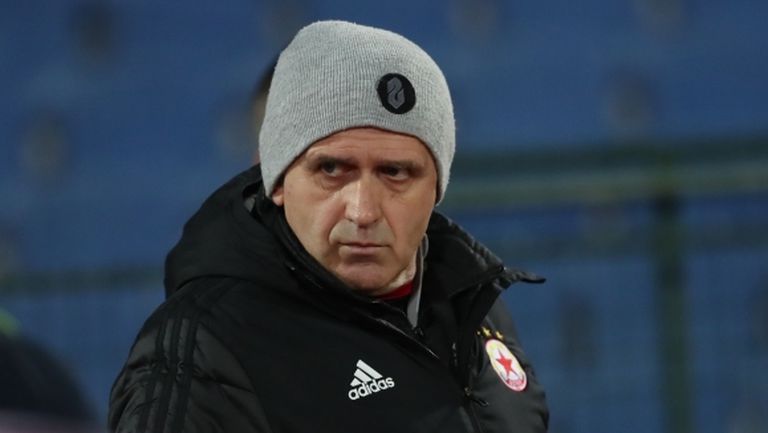В ЦСКА-София се отказали от идеята да привлекат защитник на Марсилия