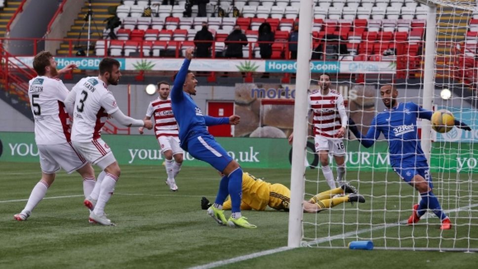 Рейнджърс сбърка срещу последния