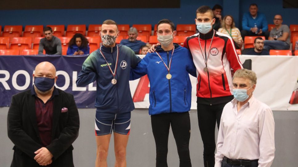 Министър Кралев награди част от медалистите на държавното първенство по лека атлетика