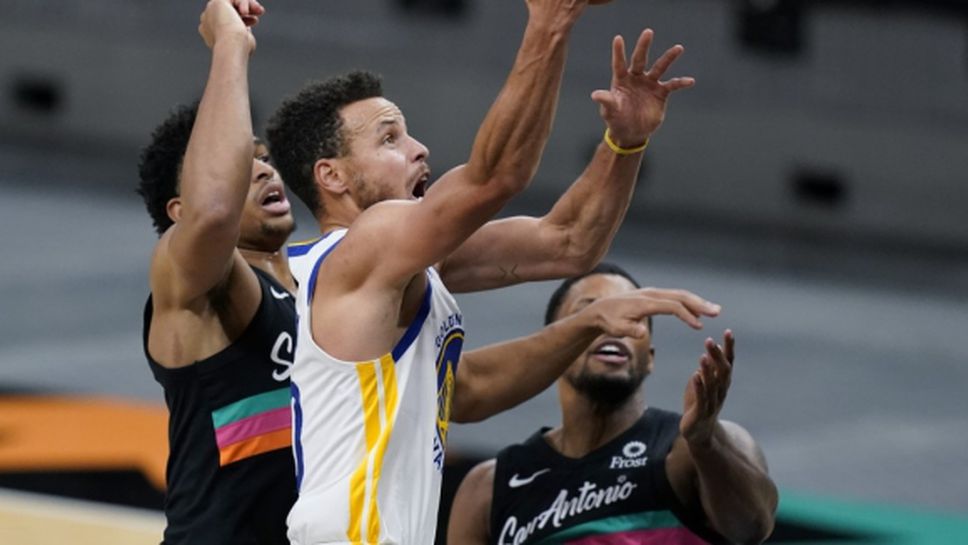 Уориърс прекъснаха победната серия на Спърс