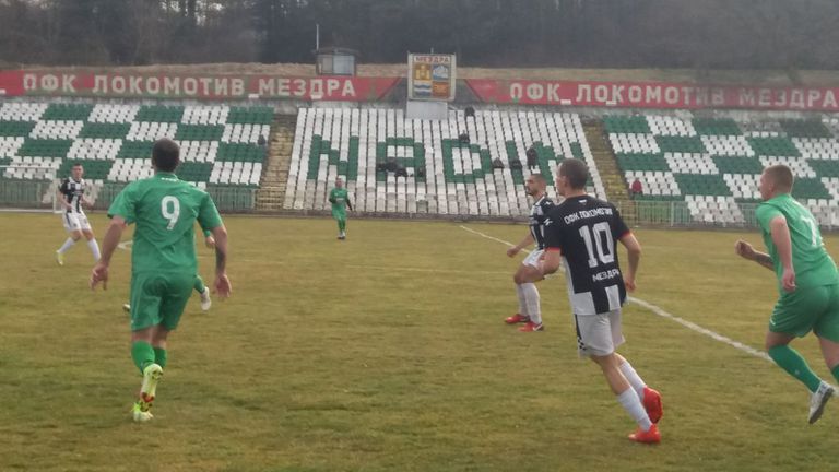  Локо (Мездра): Жадни за власт подведоха Бербатов, зовем за обединяване 