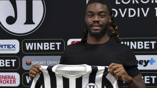 Футболистът на Локомотив Пловдив Райън Бидунга получи повиквателна за националния